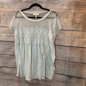 Jessica Simpson Maternity shirt